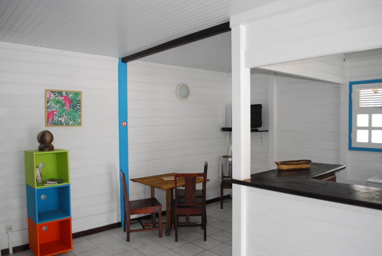Le Goyavier Apartment Saint-Pierre Bagian luar foto