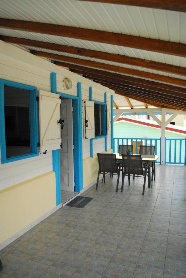 Le Goyavier Apartment Saint-Pierre Bagian luar foto